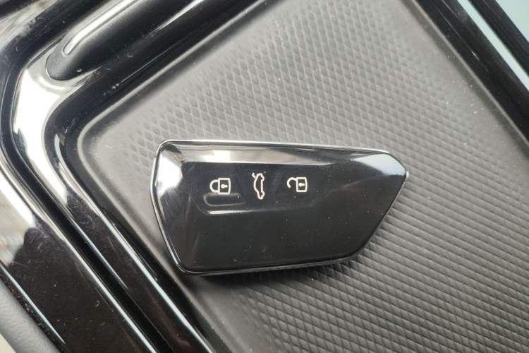 Used Volkswagen ID.4 CROZZ 2024 Pure Edition Limited Edition Vehicle Key