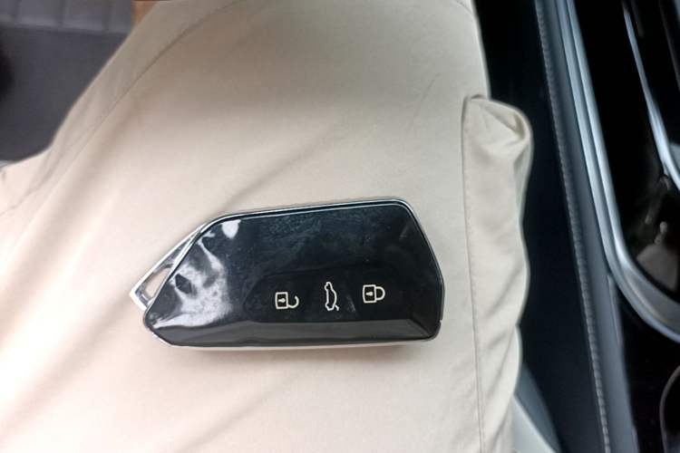 Used Volkswagen ID.4 CROZZ 2024 Pure Edition Limited Edition Vehicle Key