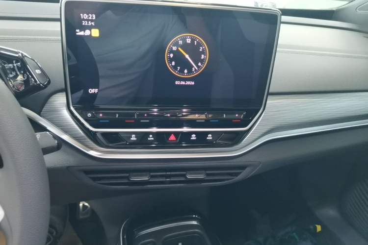 Used Volkswagen ID.4 CROZZ 2024 Pure Edition Limited Edition Audio And AC Panel