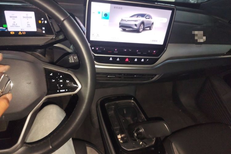 Used Volkswagen ID.4 CROZZ 2024 Facelifted PRO Audio And AC Panel