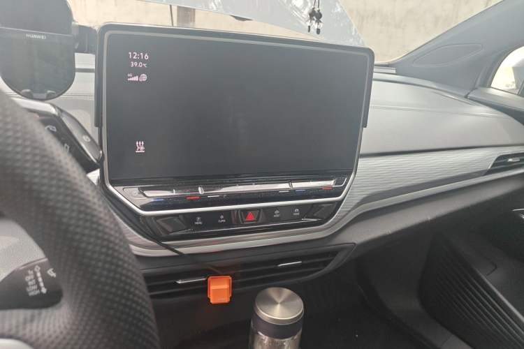 Used Volkswagen ID.4 CROZZ 2024 Pure Edition Limited Edition Audio And AC Panel