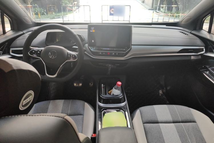 Used Volkswagen ID.4 CROZZ 2024 Pure Edition Limited Edition Center Console