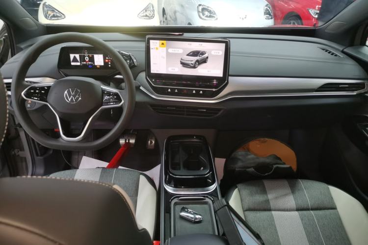 Used Volkswagen ID.4 CROZZ 2024 Pure Edition Limited Edition Center Console