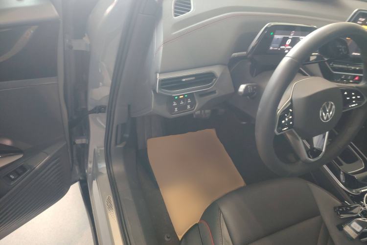 Used Volkswagen ID.4 CROZZ 2024 PRIME Driver Seat