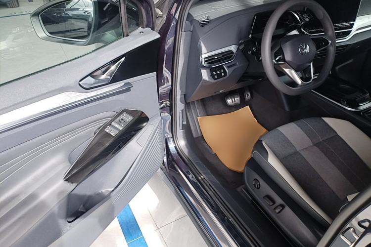 Used Volkswagen ID.4 CROZZ 2024 Pure Edition Limited Edition Driver Seat