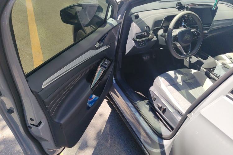 Used Volkswagen ID.4 CROZZ 2024 Pure Edition Limited Edition Driver Seat