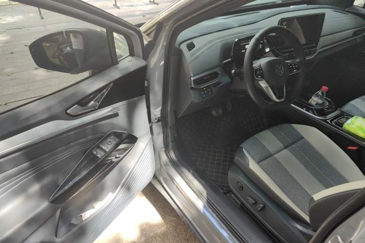 Used Volkswagen ID.4 CROZZ 2024 Pure Edition Limited Edition Driver Seat