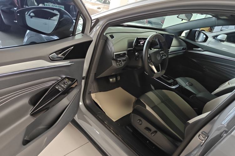 Used Volkswagen ID.4 CROZZ 2024 Pure Edition Limited Edition Driver Seat