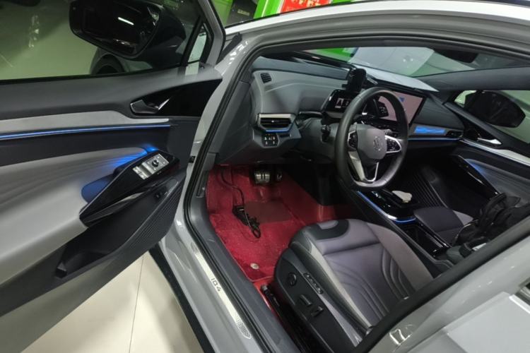 Used Volkswagen ID.4 CROZZ 2024 PRO Model Driver Seat