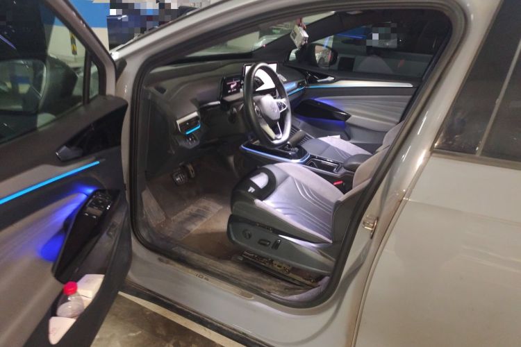 Used Volkswagen ID.4 CROZZ 2024 Facelifted PRO Driver Seat