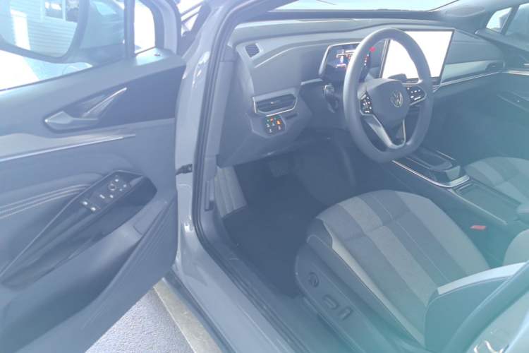 Used Volkswagen ID.4 CROZZ 2024 Pure Edition Limited Edition Driver Seat
