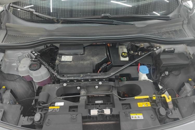Used Volkswagen ID.4 CROZZ 2024 PRO Model Engine Bay