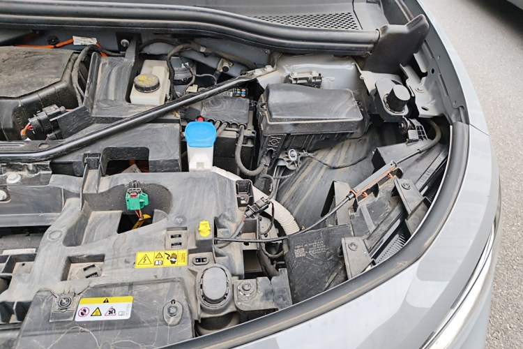 Used Volkswagen ID.4 CROZZ 2024 Pure Edition Limited Edition Engine Bay Left