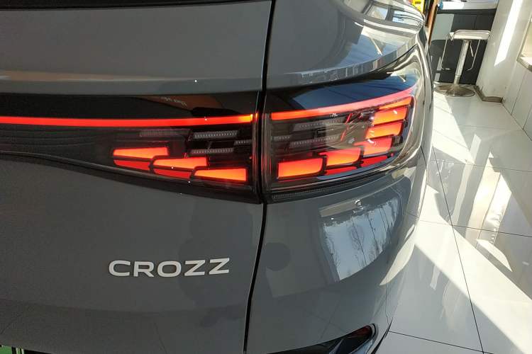 Used Volkswagen ID.4 CROZZ 2024 PRIME Exterior 1