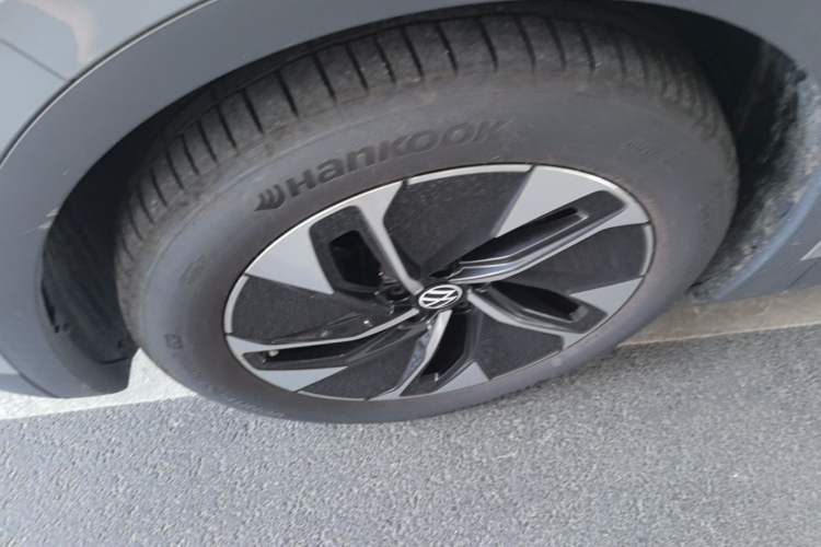 Used Volkswagen ID.4 CROZZ 2024 Pure Edition Limited Edition Exterior 2