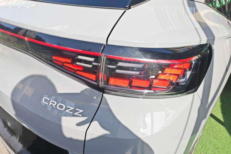 Used Volkswagen ID.4 CROZZ 2024 Pure Edition Limited Edition Exterior 3
