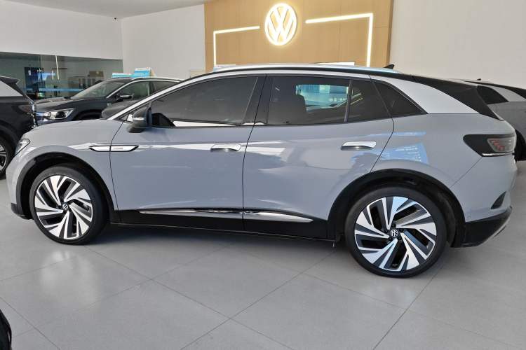 Used Volkswagen ID.4 CROZZ 2024 PRIME Exterior 3