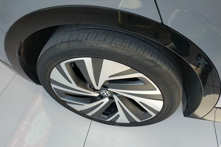 Used Volkswagen ID.4 CROZZ 2024 PRIME Exterior 3