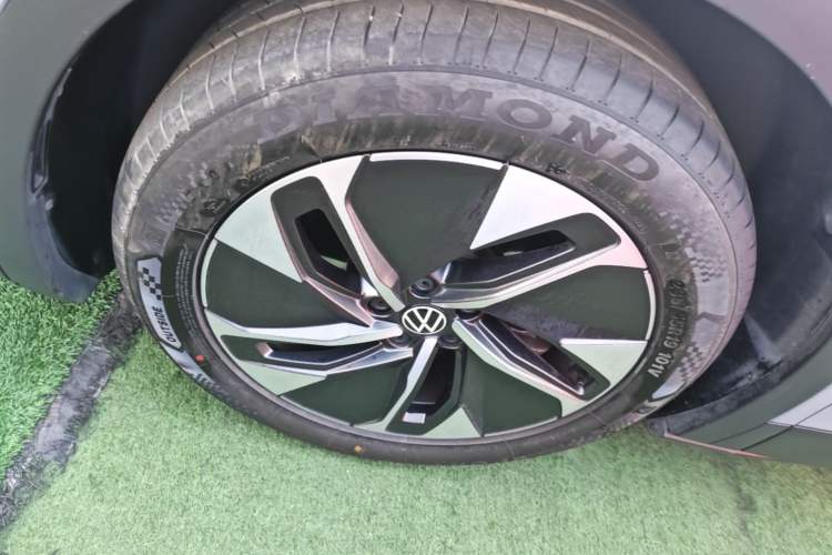 Used Volkswagen ID.4 CROZZ 2024 Pure Edition Limited Edition Exterior 4