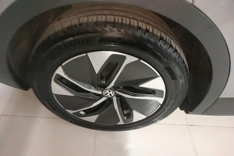 Used Volkswagen ID.4 CROZZ 2024 Pure Edition Limited Edition Exterior 5