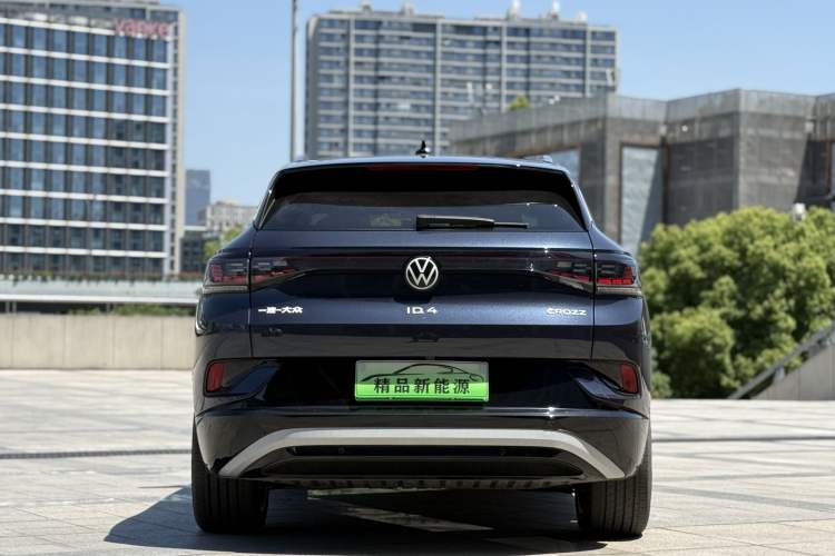 Used Volkswagen ID.4 CROZZ 2024 PRO Model Exterior 5