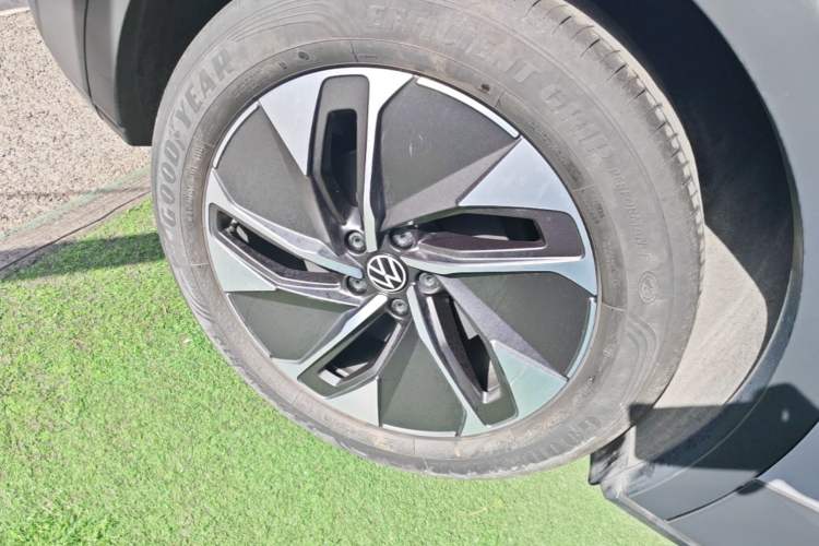 Used Volkswagen ID.4 CROZZ 2024 Pure Edition Limited Edition Exterior 5