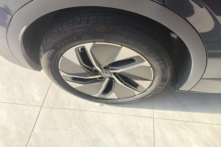 Used Volkswagen ID.4 CROZZ 2024 Pure Edition Limited Edition Exterior 5