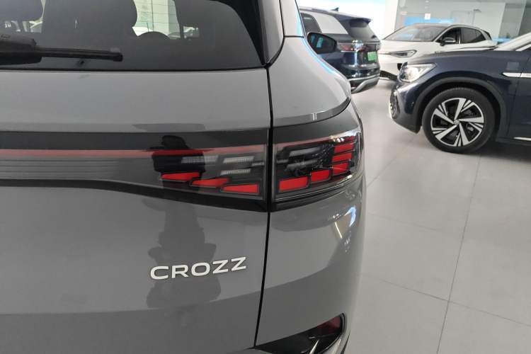 Used Volkswagen ID.4 CROZZ 2024 PRIME Exterior 6