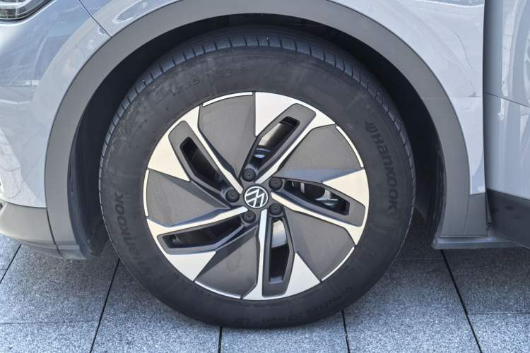 Used Volkswagen ID.4 CROZZ 2024 Pure Edition Limited Edition Exterior 8