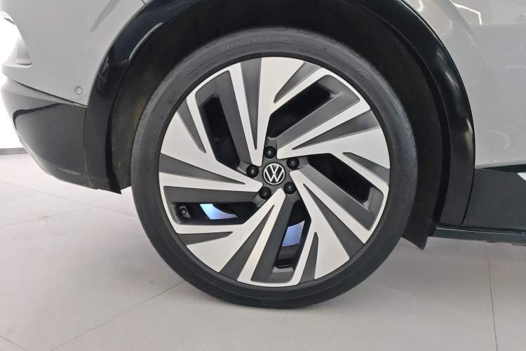 Used Volkswagen ID.4 CROZZ 2024 PRIME Exterior 8