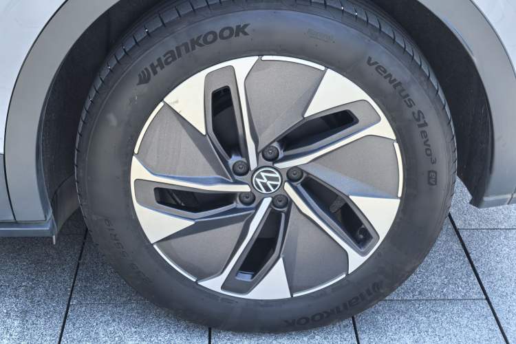 Used Volkswagen ID.4 CROZZ 2024 Pure Edition Limited Edition Exterior 9
