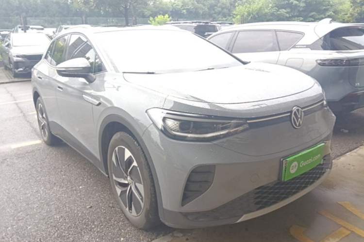 Used Volkswagen ID.4 CROZZ 2024 Pure Edition Limited Edition Front Right 45 Deg