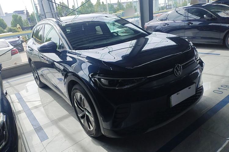 Used Volkswagen ID.4 CROZZ 2024 Pure Edition Limited Edition Front Right 45 Deg