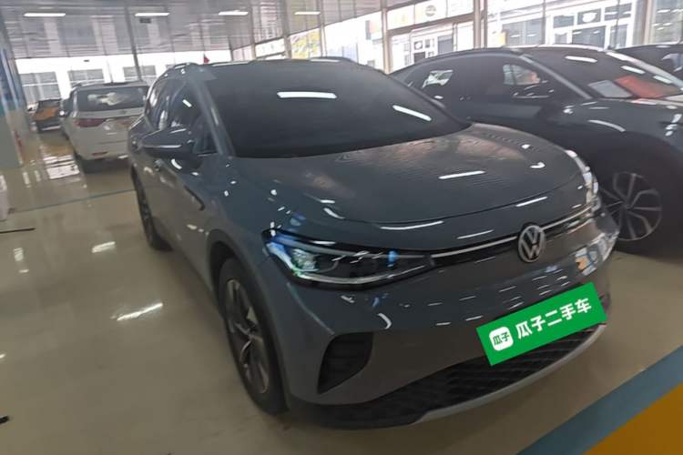 Used Volkswagen ID.4 CROZZ 2024 Pure Edition Limited Edition Front Right 45 Deg