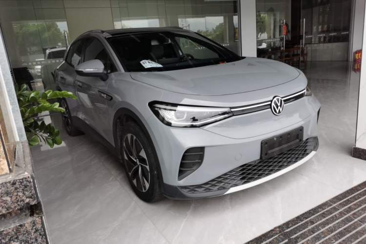 Used Volkswagen ID.4 CROZZ 2024 Pure Edition Limited Edition Front Right 45 Deg