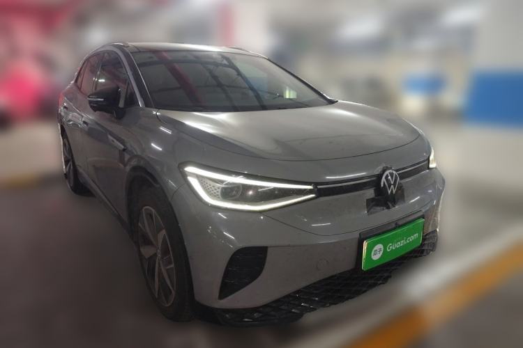 Used Volkswagen ID.4 CROZZ 2024 Facelifted PRO Front Right 45 Deg