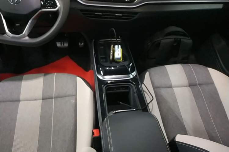 Used Volkswagen ID.4 CROZZ 2024 Pure Edition Limited Edition Gear Lever