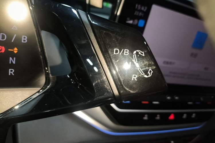 Used Volkswagen ID.4 CROZZ 2024 PRO Model Gear Lever