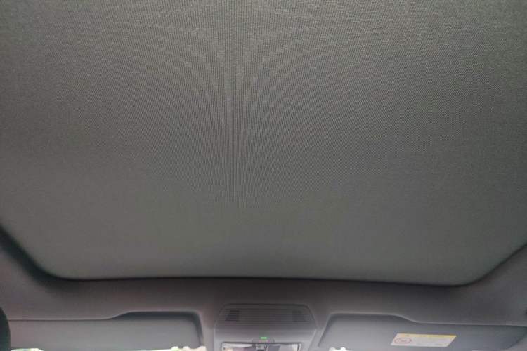 Used Volkswagen ID.4 CROZZ 2024 PURE+ model Headliner