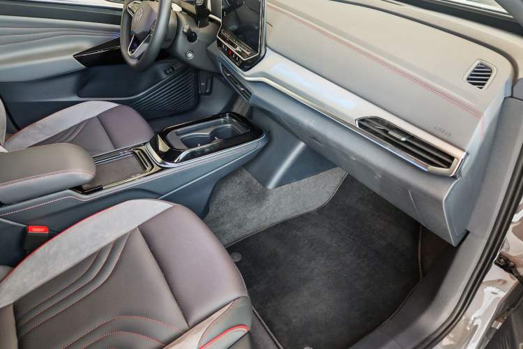 Used Volkswagen ID.4 CROZZ 2024 PRIME Interior 11