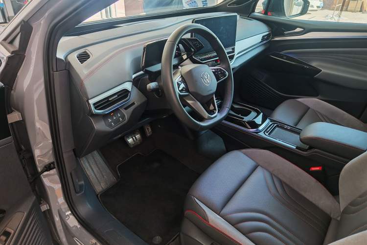 Used Volkswagen ID.4 CROZZ 2024 PRIME Interior 6