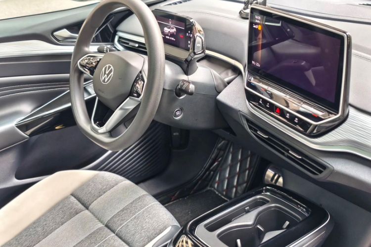 Used Volkswagen ID.4 CROZZ 2024 Pure Edition Limited Edition Interior 7