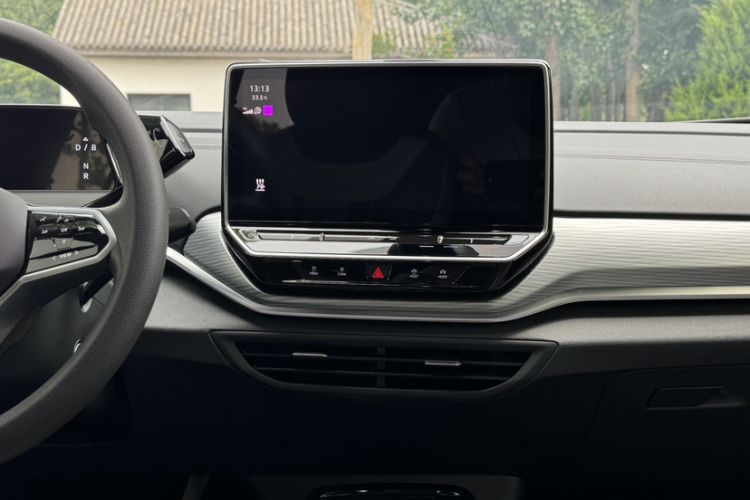 Used Volkswagen ID.4 CROZZ 2024 Pure Edition Limited Edition Interior 9