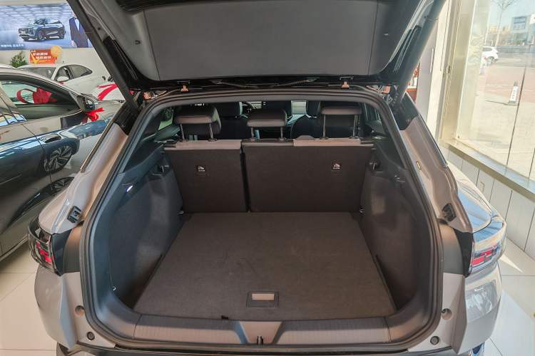 Used Volkswagen ID.4 CROZZ 2024 PRIME Interior 9