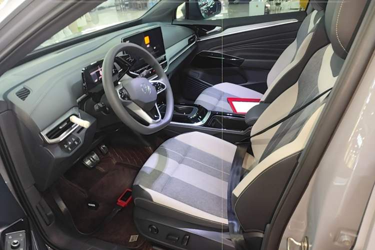 Used Volkswagen ID.4 CROZZ 2024 Pure Edition Limited Edition Left Front Seat
