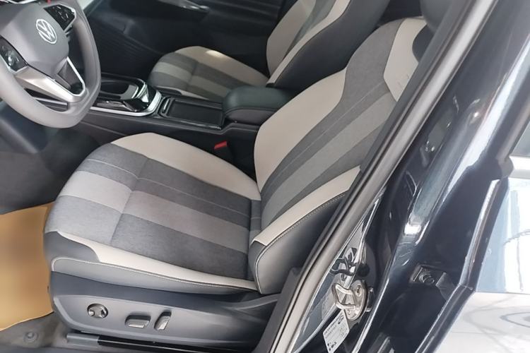 Used Volkswagen ID.4 CROZZ 2024 Pure Edition Limited Edition Left Front Seat