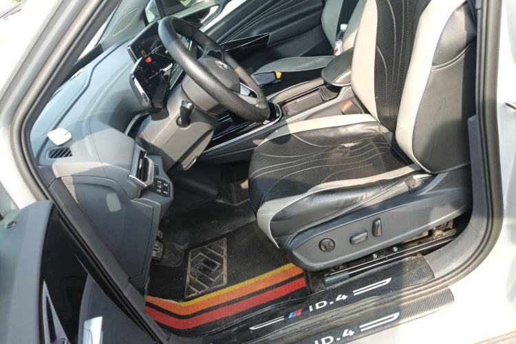 Used Volkswagen ID.4 CROZZ 2024 Pure Edition Limited Edition Left Front Seat