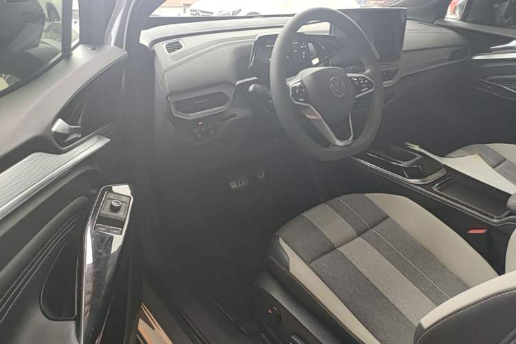 Used Volkswagen ID.4 CROZZ 2024 Pure Edition Limited Edition Left Front Seat