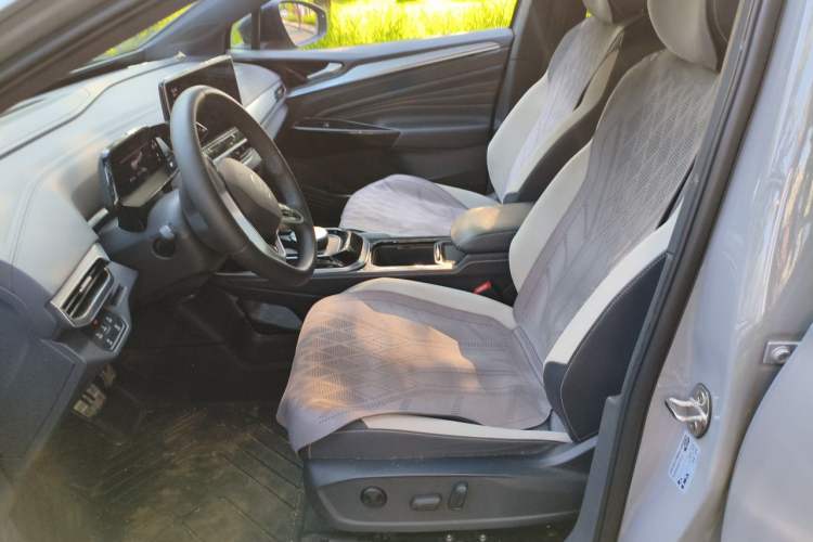 Used Volkswagen ID.4 CROZZ 2024 Pure Edition Limited Edition Left Front Seat
