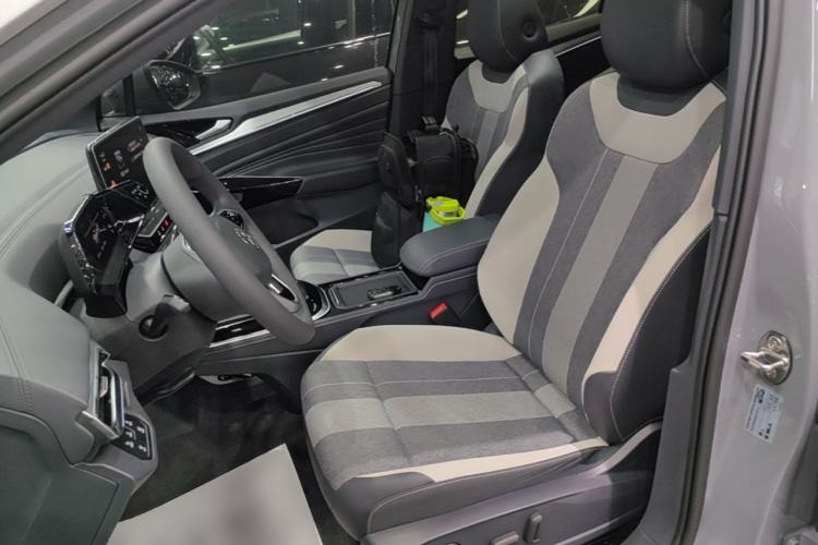 Used Volkswagen ID.4 CROZZ 2024 Pure Edition Limited Edition Left Front Seat